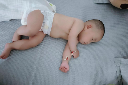 邯郸宝宝咳嗽发烧拉肚子